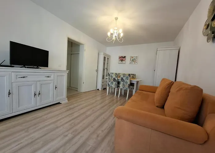 Cozy Private Suites - Coresi Center